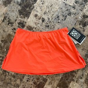 COCO REEF SWIM SKIRT SIZE S NWT